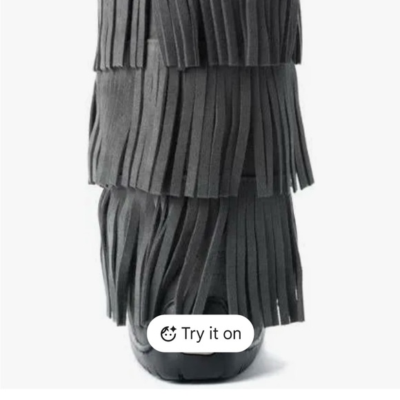 Manitobah Mukluks - Gray Fringe - Picture 2 of 6